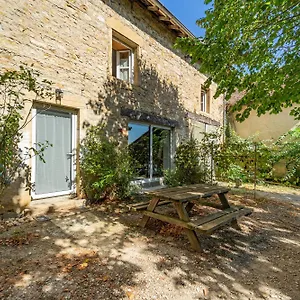 https://cosy-frontonas.hotels-rhonealpes.com